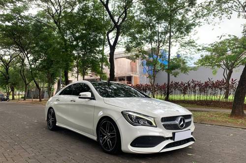 Used 2017 Mercedes Benz CLA-Class  200 AMG Line