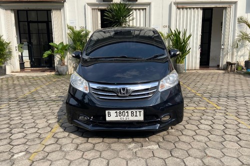 2014 Honda Freed  SD A/T bekas