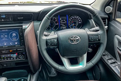 2020 Toyota Fortuner VRZ 4X2 TRD 2.4L AT bekas
