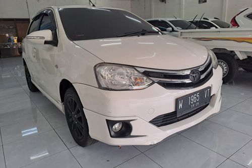 Beli mobil bekas