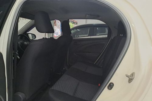 Beli mobil bekas
