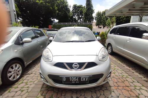 Used 2013 Nissan March  1.5 MT