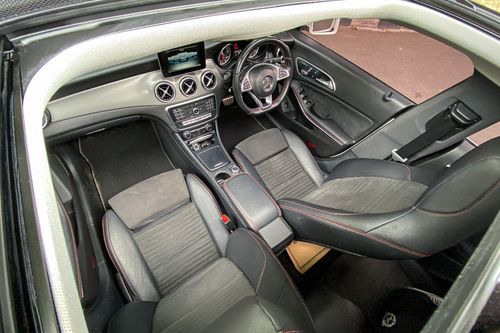 2016 Mercedes Benz CLA-Class 200 SPORT tua