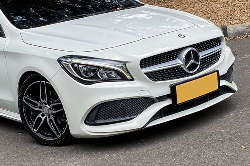 2016 Mercedes Benz CLA-Class 200 SPORT bekas