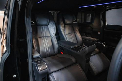 Used 2023 Lexus LM 350 (4-Seater)