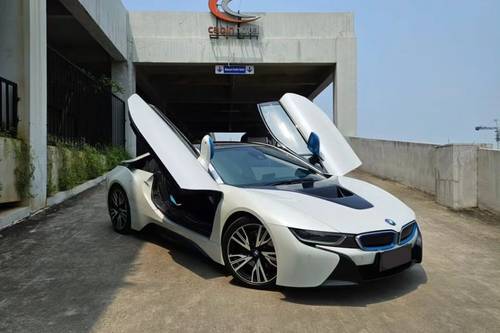 Used 2016 BMW i8 Coupe Hybrid