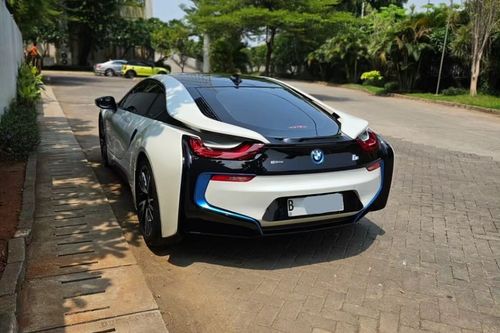 Used 2016 BMW i8 Coupe Hybrid
