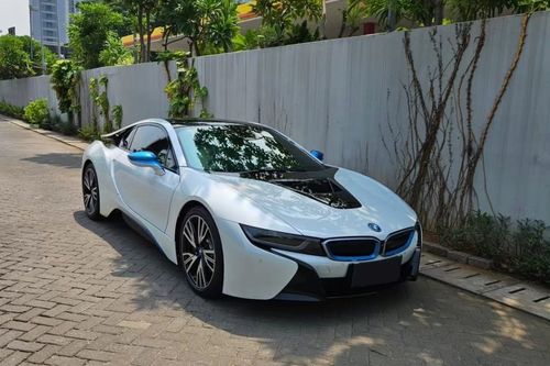 Used 2016 BMW i8 Coupe Hybrid