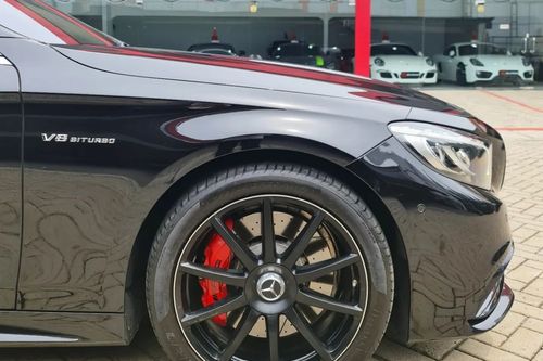 2015 Mercedes Benz S-Class AMG S 63 Coupe tua