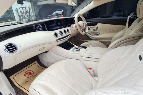 Dijual 2015 Mercedes Benz S-Class AMG S 63 Coupe bekas