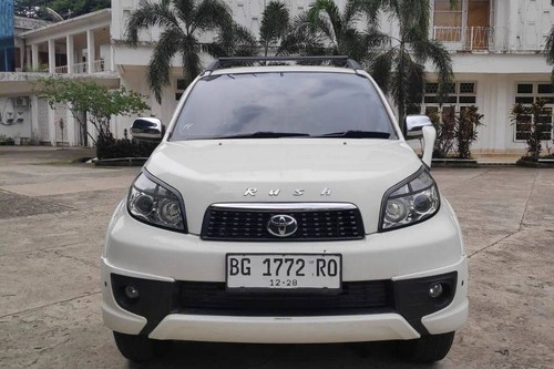 Used 2013 Toyota Rush S TRD SPORTIVO 1.5L AT