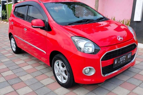 2016 Daihatsu Ayla 1.0L X MT bekas