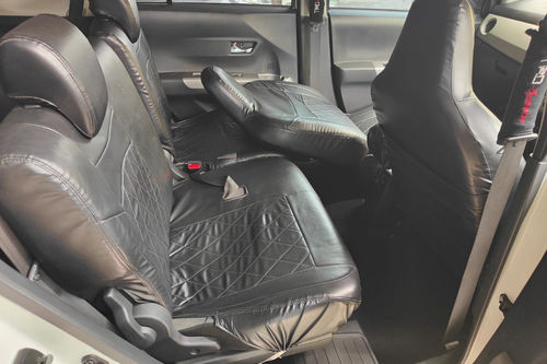 2021 Daihatsu Sigra 1.2 R MT bekas