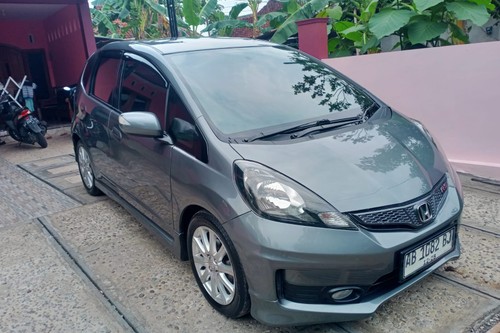 2013 Honda Jazz  1.5L RS AT