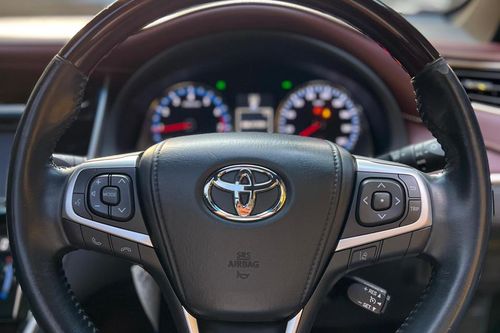 Used 2014 Toyota Harrier 2.0 L PREMIUM HEATER