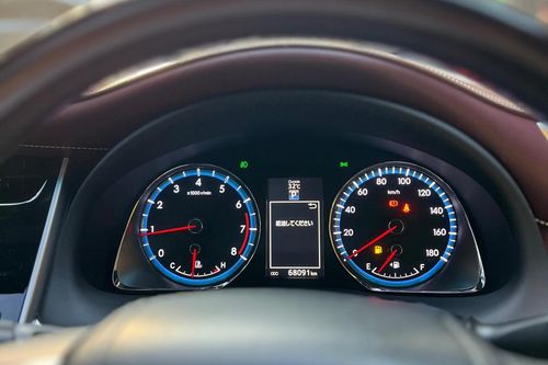 Second hand 2014 Toyota Harrier 2.0 L PREMIUM HEATER 