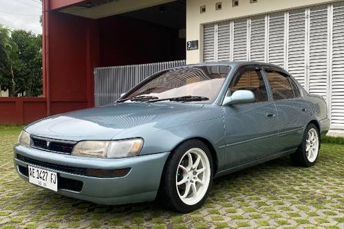 1992 Toyota Corolla (1991-1995) 1.6 SE GREAT MT SDN tua