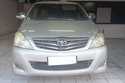 2010 Toyota Kijang Innova 2.0 G MT bekas