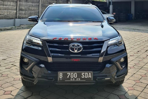2020 Toyota Fortuner VRZ 4X2 TRD 2.4L AT bekas