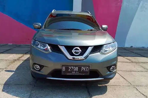 2018 Nissan X Trail  2.0 CVT bekas