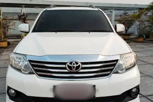 2013 Toyota Fortuner  2.7 G Lux A/T bekas