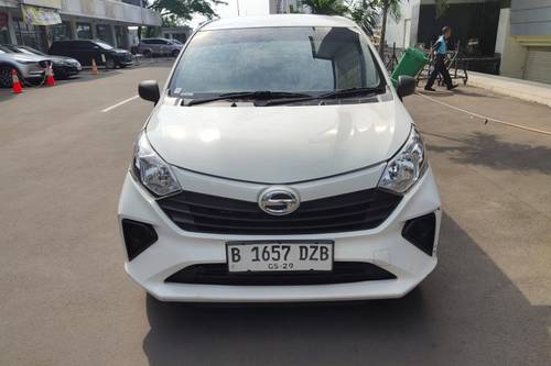 2024 Daihatsu Sigra 1.0 D MT bekas