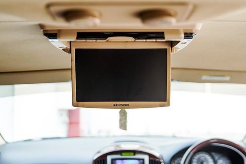 2015 Hyundai H1 2.4L ROYALE AT tua