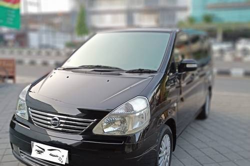 2010 Nissan Serena  2.0 X AT HWS bekas