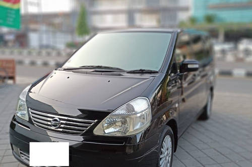 2010 Nissan Serena  2.0 X AT HWS bekas