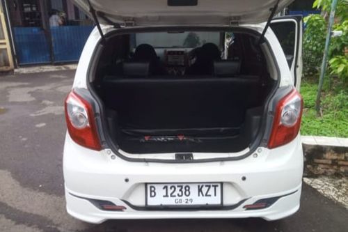 Dijual 2014 Daihatsu Ayla X Elegant MT bekas