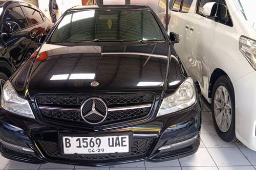 Used 2013 Mercedes Benz C-Class  C200