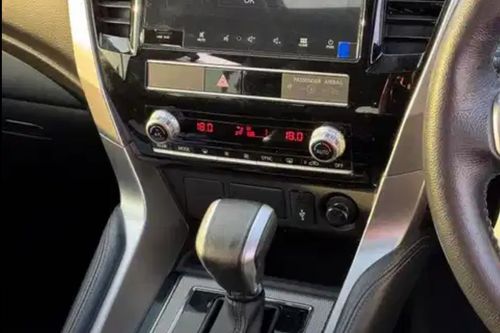 2021 Mitsubishi Pajero Sport Dakar AT 4x2 bekas