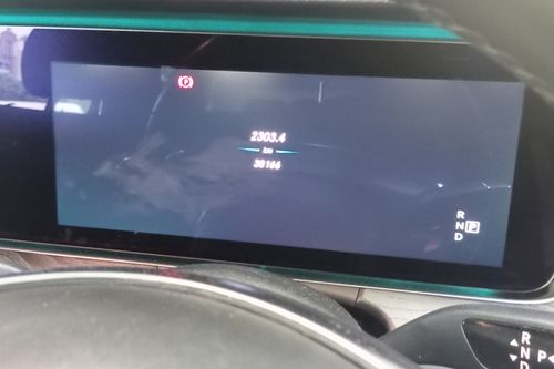2017 Mercedes Benz E-Class E 300 AMG Line bekas