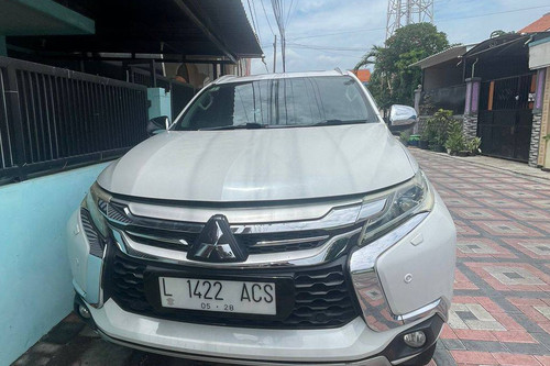 2017 Mitsubishi Pajero Sport Dakar AT 4x2 bekas