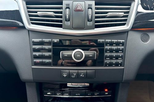 2012 Mercedes Benz E-Class E 300 AMG bekas