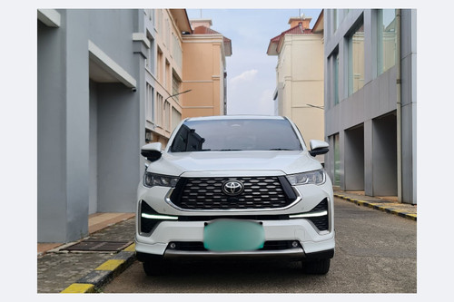 Used 2023 Toyota Kijang Innova Zenix Hybrid EV 2.0L Q HV CVT TSS Modellista