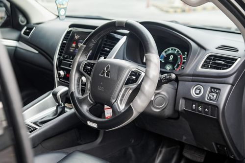 2023 Mitsubishi Pajero Sport Dakar AT 4x2 bekas