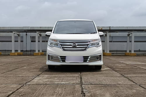 2015 Nissan Serena AUTECH 2.0L HWS A/T bekas