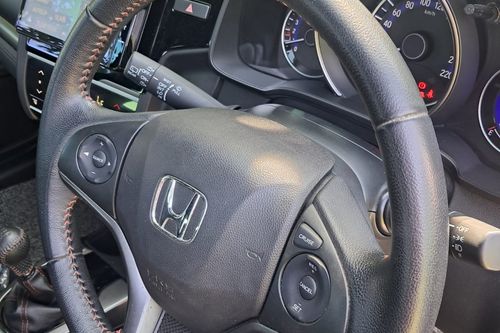 2019 Honda Jazz GK5 1.5 RS MT (CKD) bekas