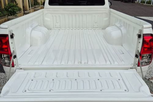 2020 Toyota Hilux 2.4L DSL Single Cab 4x2 MT tua