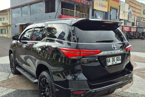 2024 Toyota Fortuner 4x2 2.8 GR Sport AT DSL tua