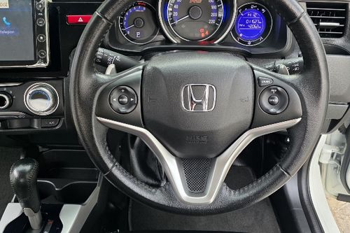 Used 2017 Honda Jazz RS CVT A/T