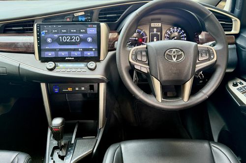 Second hand 2018 Toyota Innova 2.4L V Diesel AT 