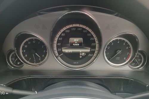 2013 Mercedes Benz E-Class E 250 AVANGARDE CKD AT bekas