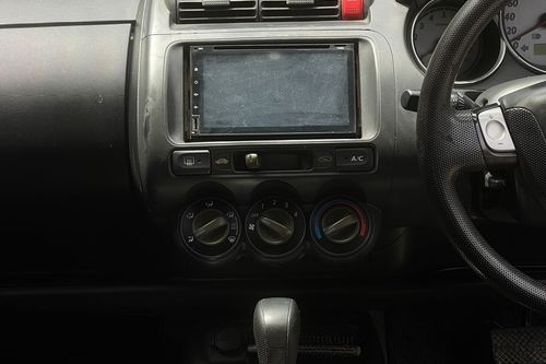 Dijual 2006 Honda Jazz IDSI A/T bekas