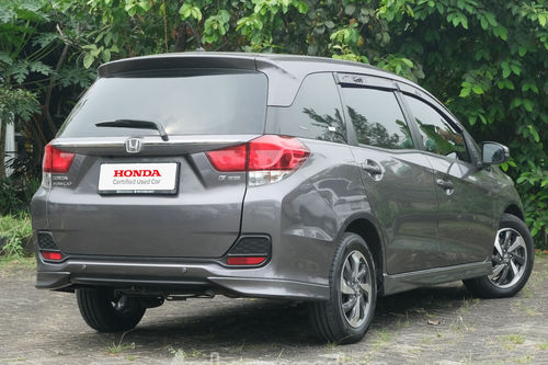 Beli mobil bekas