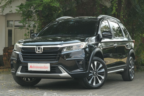 Used 2022 Honda BRV Prestige CVT With Honda Sensing