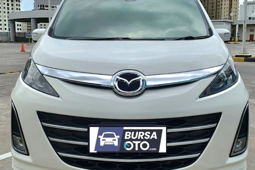 2013 Mazda Biante 2.0L AT