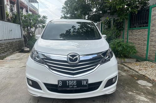 2015 Mazda Biante 2.0L Sky Active AT