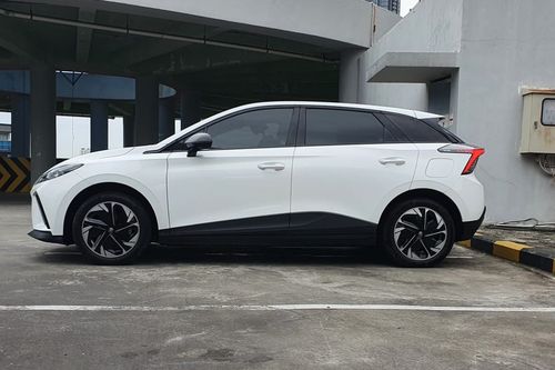 2024 MG 4 EV Magnify tua